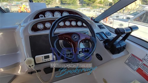 Monterey 282 Cruiser (8)