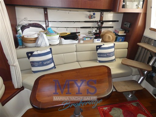 BOSTON WHALER 345 CONQUEST (22)