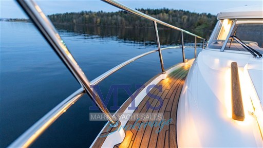 Marex 330 (12)