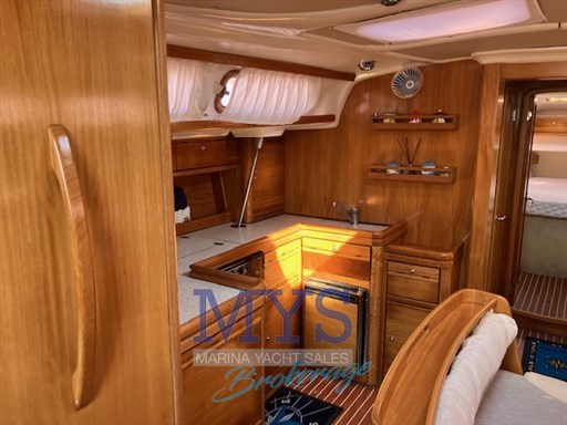 BAVARIA CRUISER 12