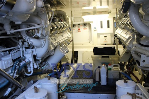 HATTERAS 54 (11)