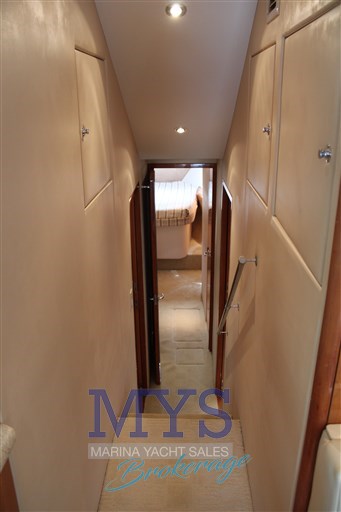 HATTERAS 54 (1)