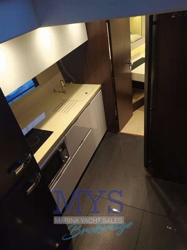 FAIRLINE TARGA 48 GT (3)