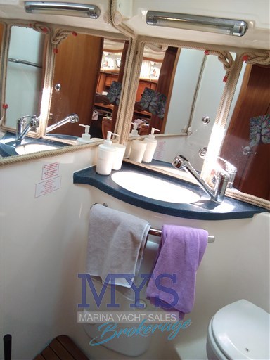 BAVARIA 46 CRUISER 2007 12
