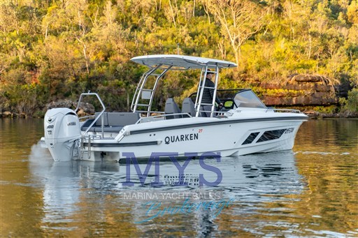 QUARKEN 27 T-TOP (1)
