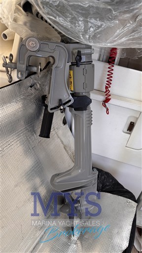 COMAR CLANSHIP 40' (3)