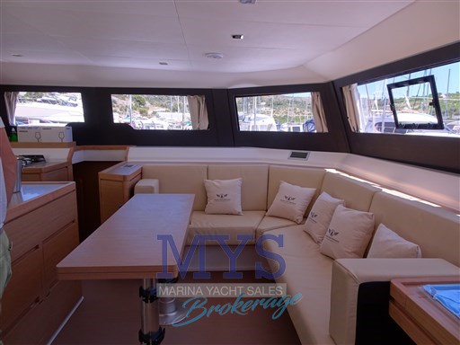Dufour 48 Catamarans (24)