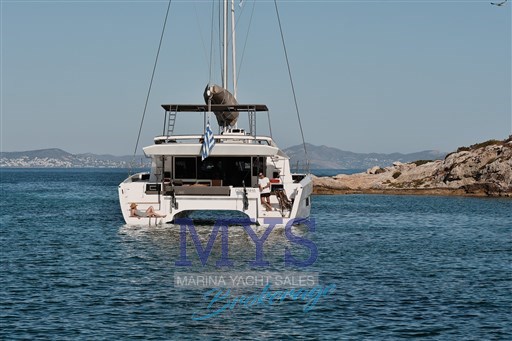 Dufour 48 Catamarans (39)