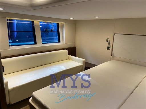 FAIRLINE TARGA 48 GT (13)