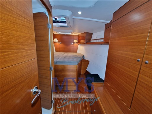 X-YACHT 55'  (82)