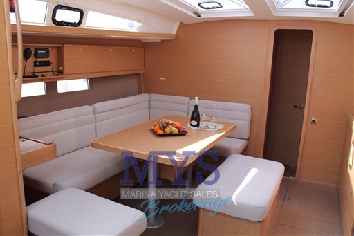 Dufour 460.8