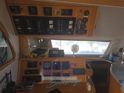 ALLIURA MARINE PRIVILEGE 465 (12)