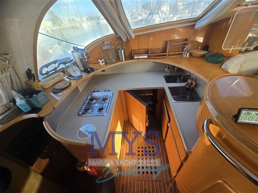 ALLIURA MARINE PRIVILEGE 465 (13)