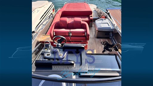 Cranchi E30 Endurance (12)