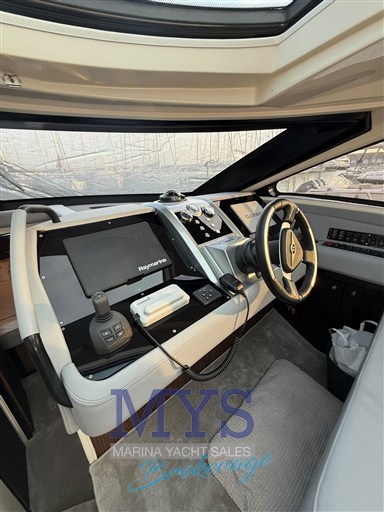 MARQUIS 420 SPORT COUPE (8)