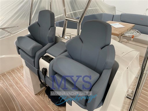 Sessa Marine Key Largo 34 EFB Ttop (20)