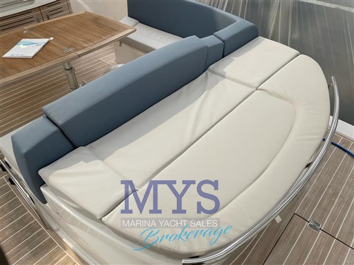 Sessa Marine Key Largo 34 EFB Ttop (8)