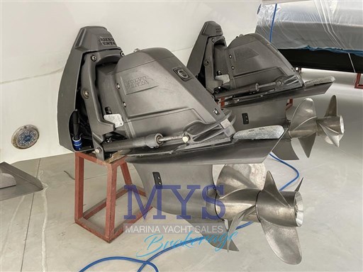 Sessa Marine Key Largo 34 EFB Ttop (63)