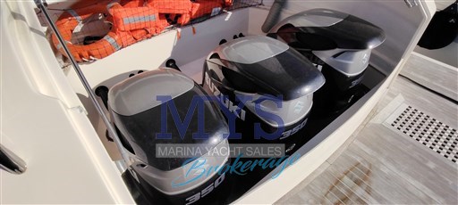 Cayman 400 WA (39)