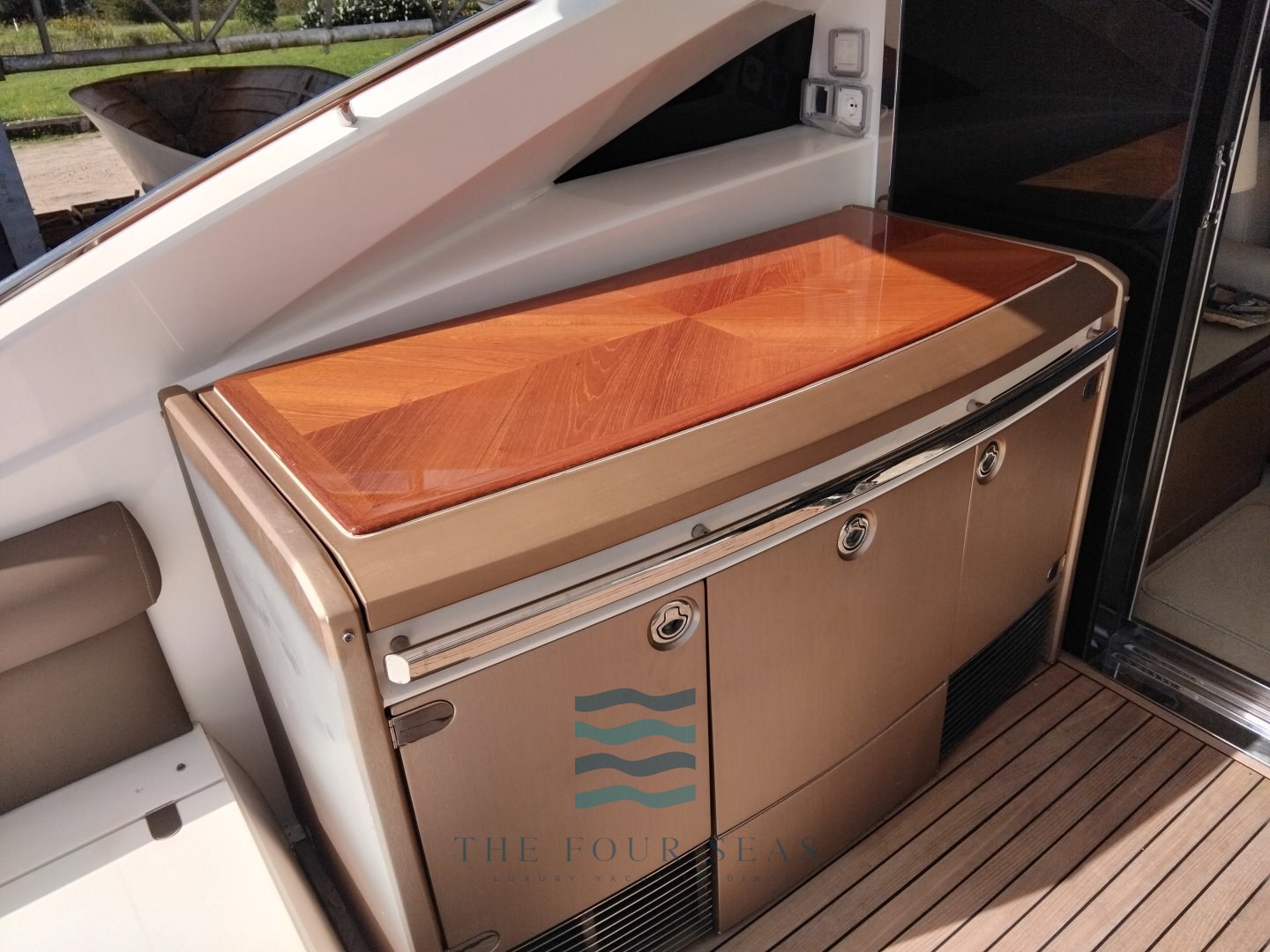 Princess V65 -2006 (11)