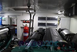 Eurobroker-galeon-560-sky-34-scaled.jpeg