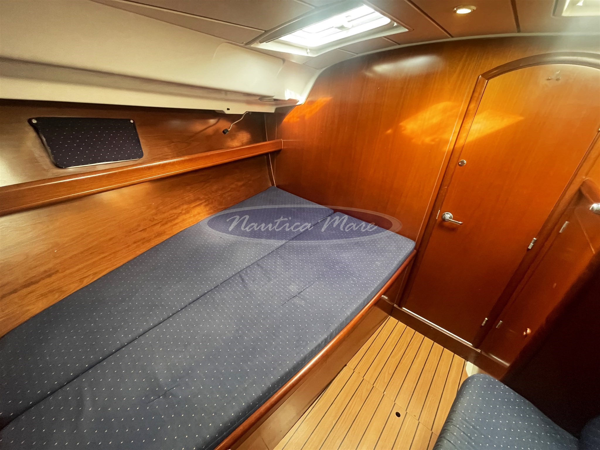 Beneteau Oceanis 411 Clipper (11)