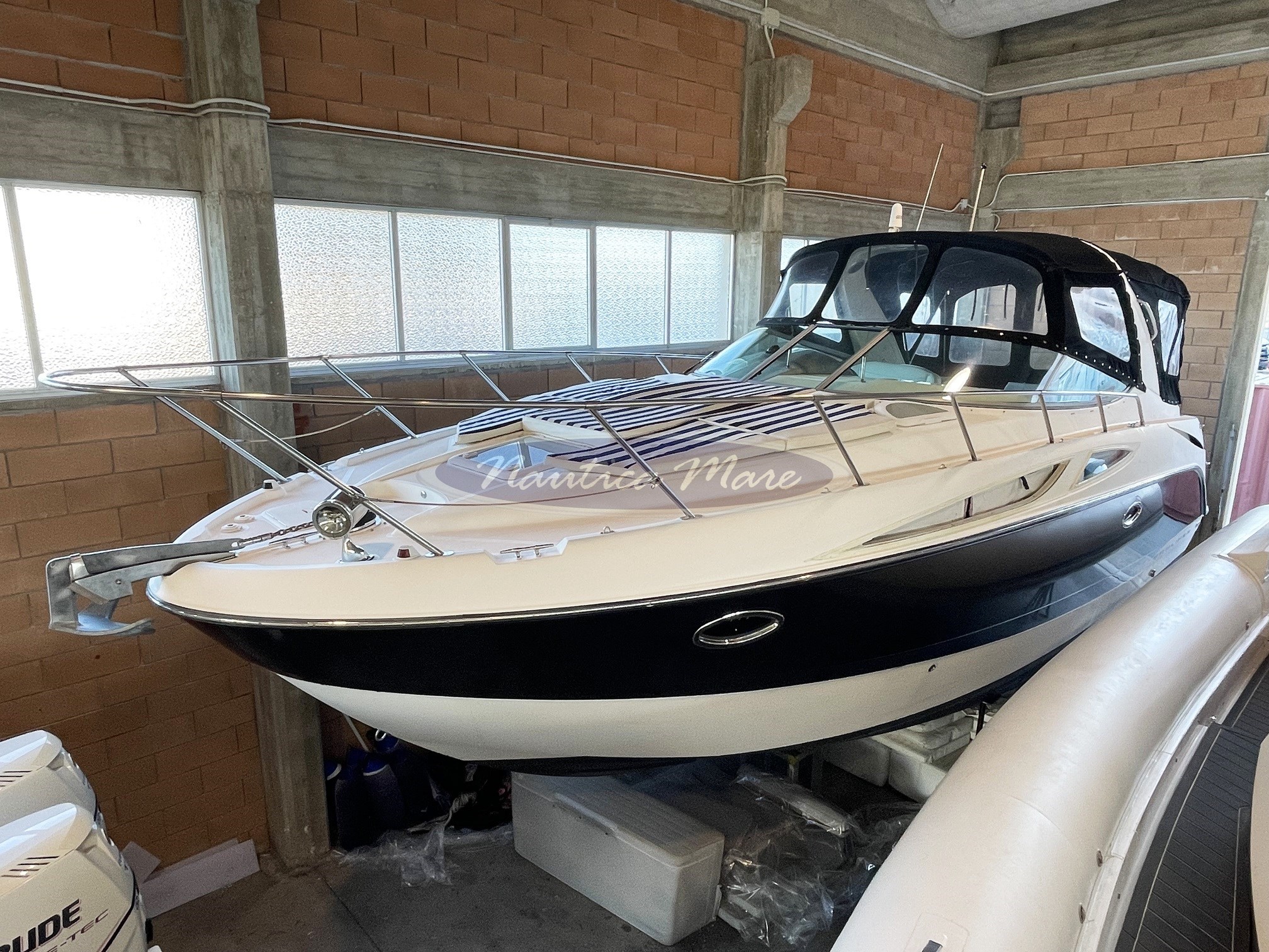 Bayliner 320 SB (3)