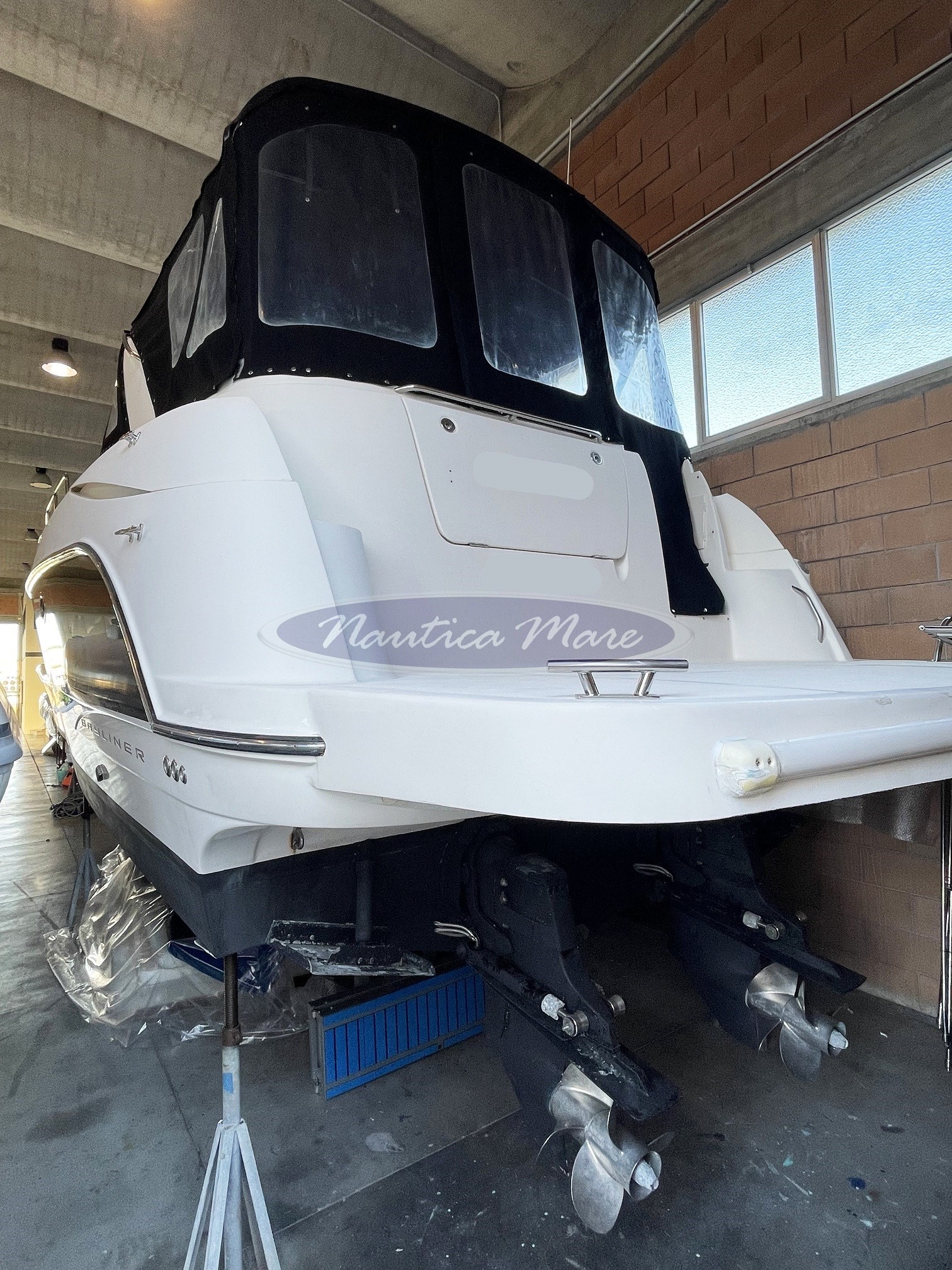 Bayliner 320 SB (2)