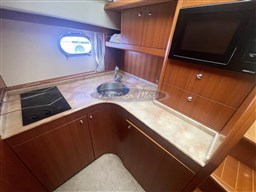 Portofino Marine 47 Fly (10)