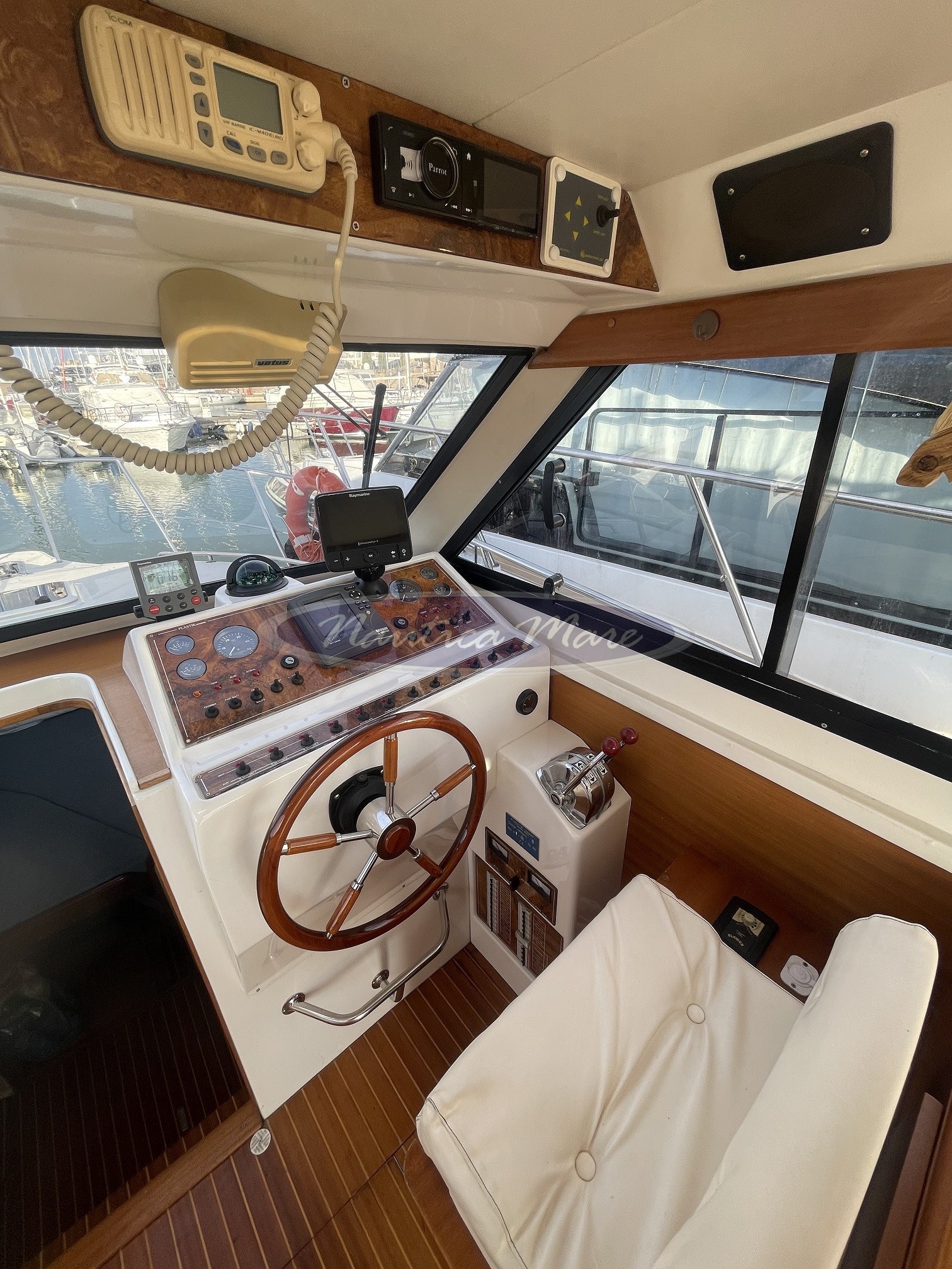 CN Plastik Space 310 Cruise (9)