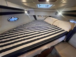 Bayliner 320 SB (16)