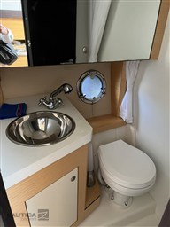 cranchi zaffiro 29_bagno lavandino + wc elettrico