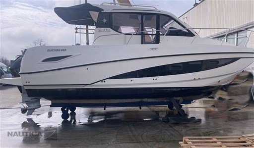 Quicksilver Activ 905 Weekend, 1 x 250 Mercury FB 4T I, boat 9.09 mt., boat in vendita