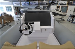 Stingray 24 GT SUB - 13