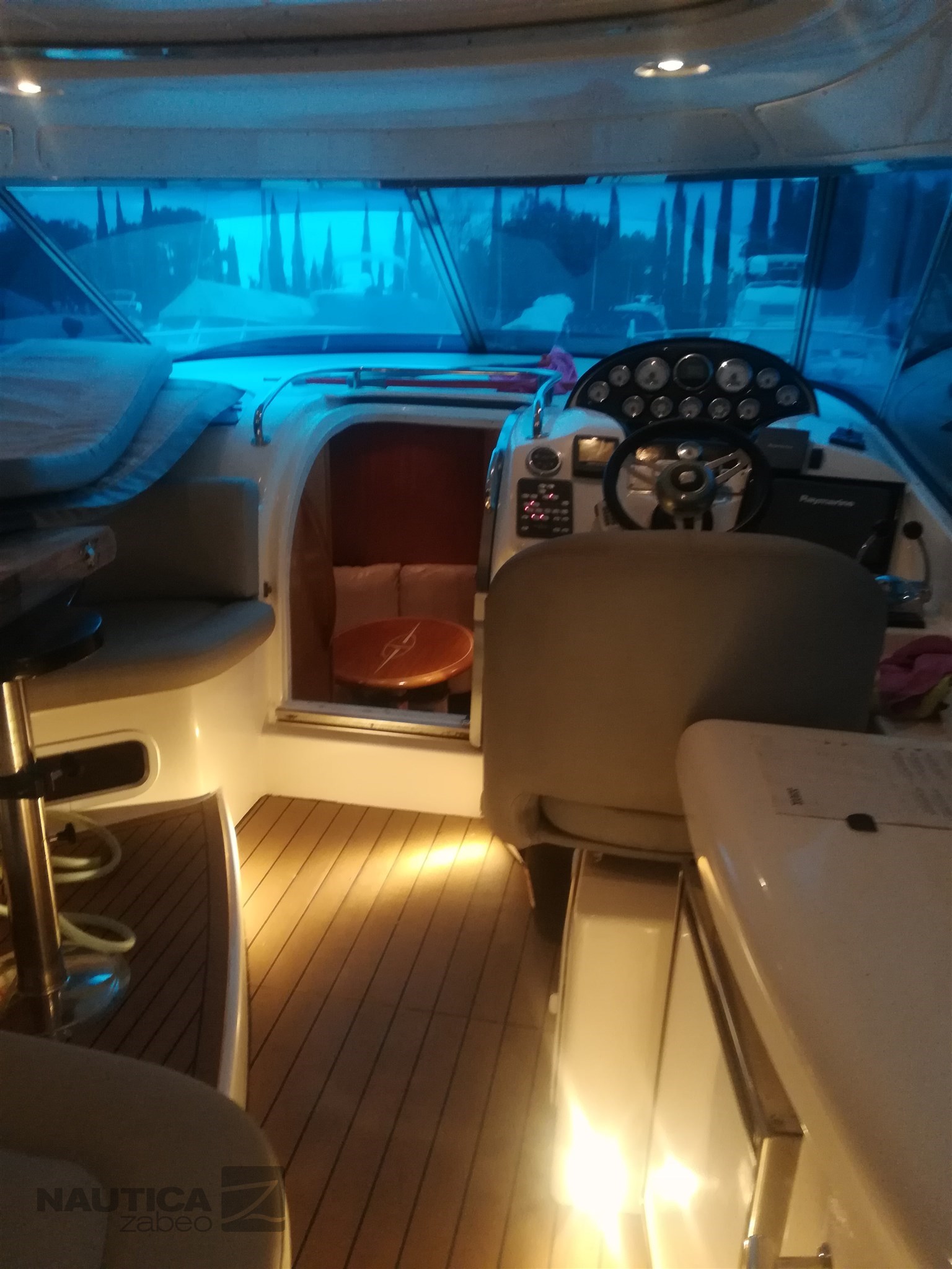 Bavaria 38 HT (7)