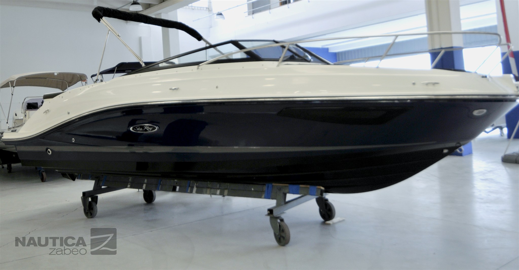 Sea ray 230 Sport - 02