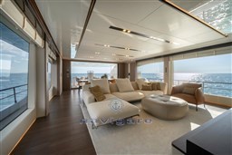 M30WA (hull #256) [hi-res]-10