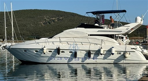 Azimut Az 52