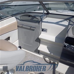 Bayliner 702 Cuddy (35)