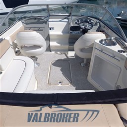 Bayliner 702 Cuddy (36)