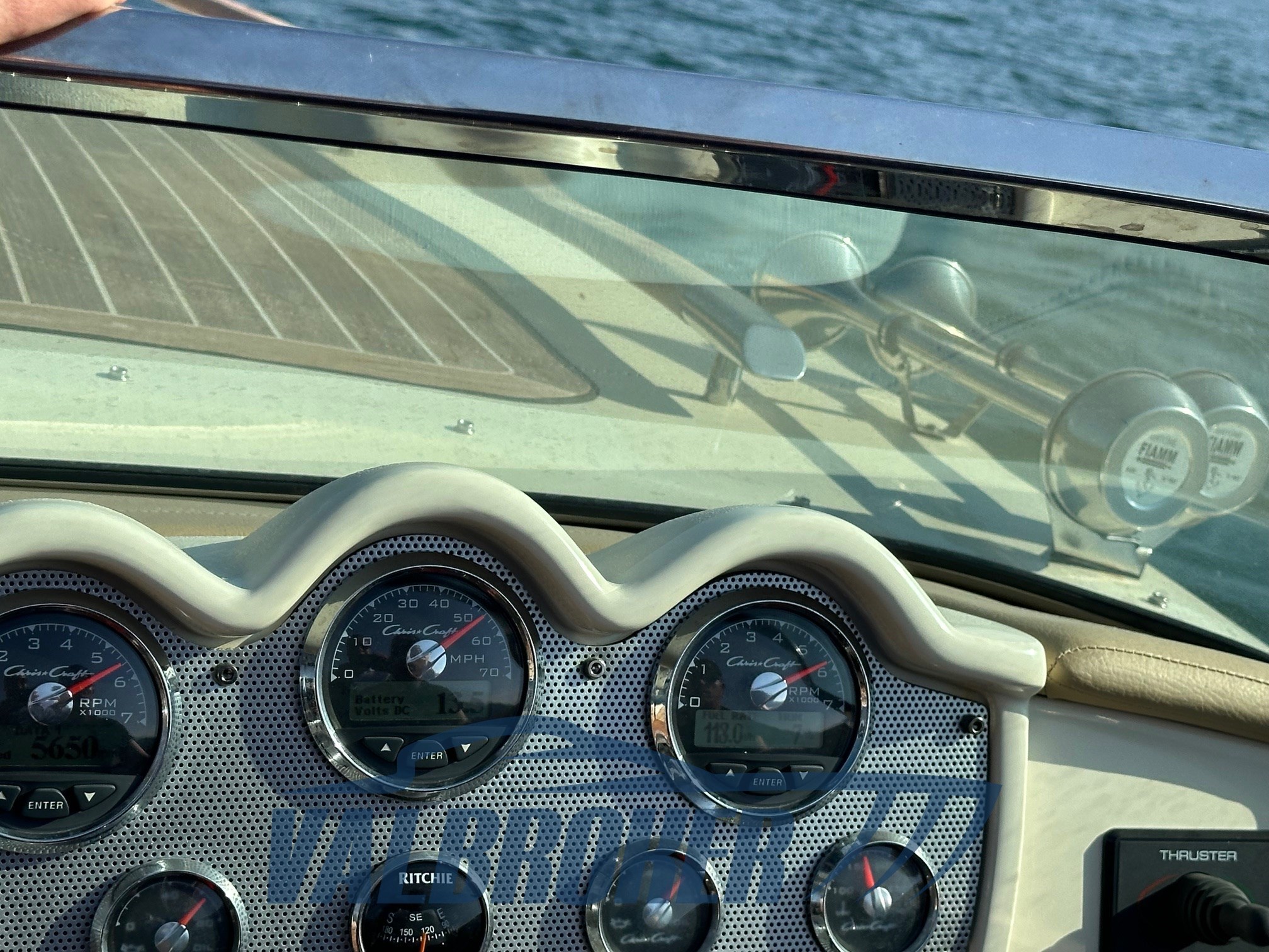 Chris Craft 32 como (6)
