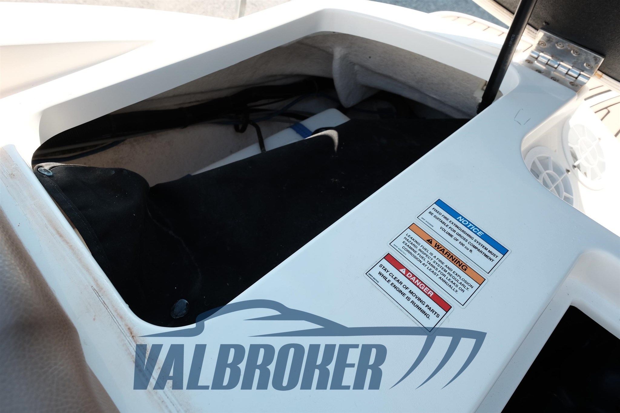 Sea ray 190  tecniche (3)
