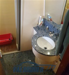 Mangusta 72 - Interni (5)