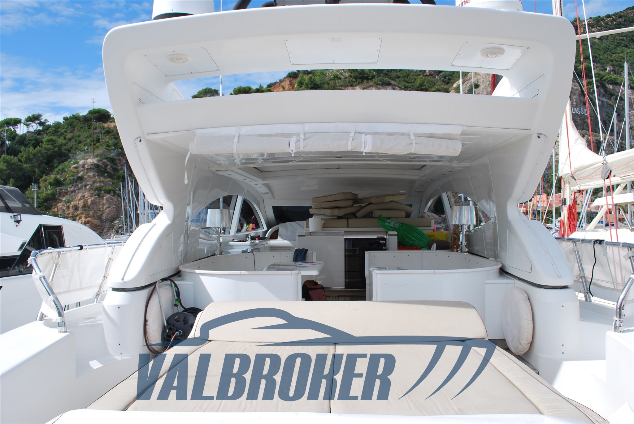 Mangusta 72 Esterni (37)