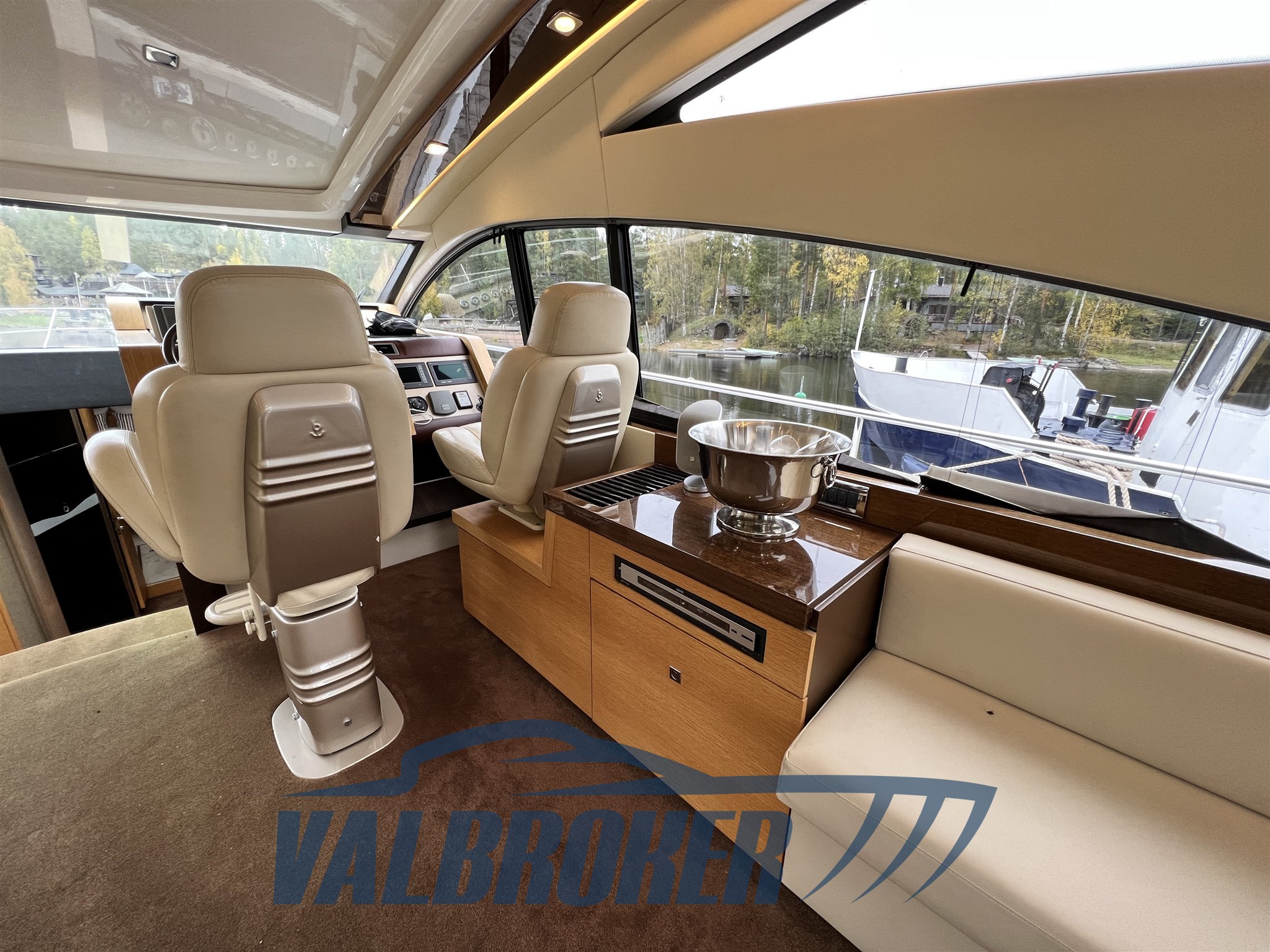 Fairline Targa 64  (9)