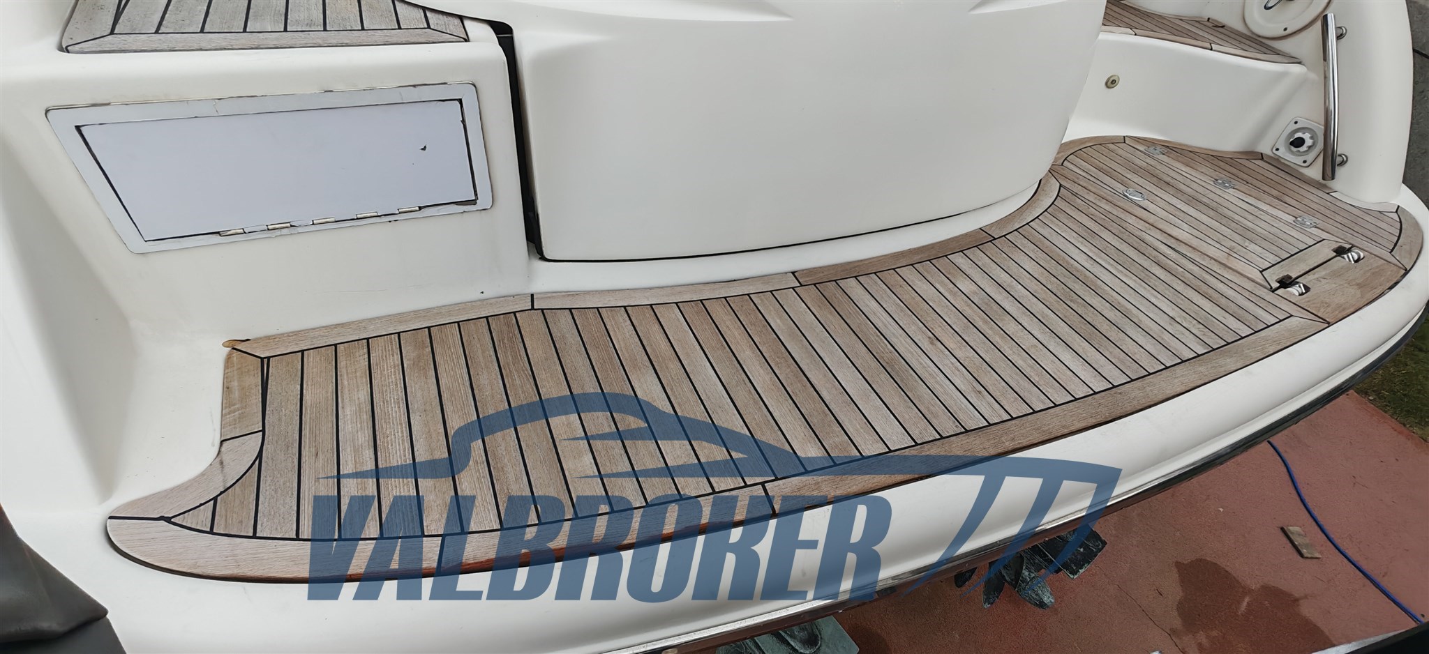 Atlantis 42 esterni (5)