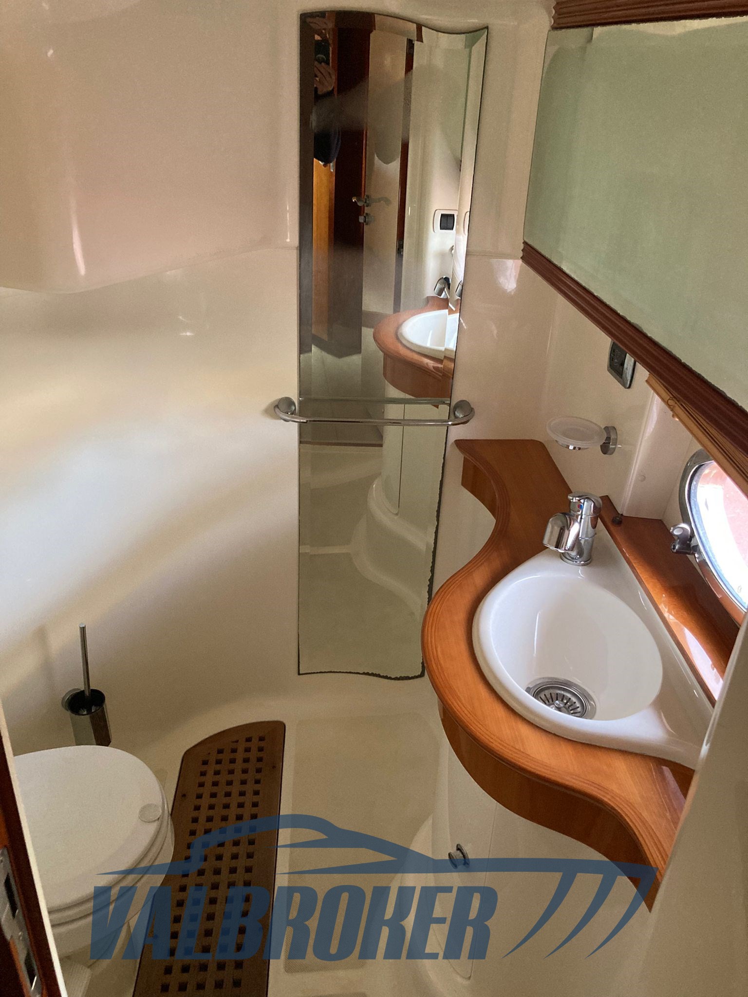 Atlantis 42 Lago Maggiore (33)