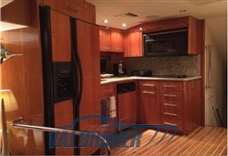 Hatteras 70 2004 (8)