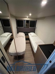 Absolute 56 Fly 2024 (16)