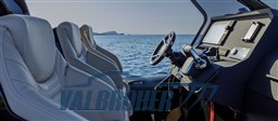 Technohull Alpha 40 (18)